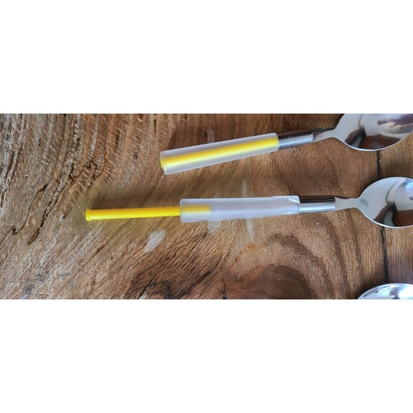 oneida yellow silverwear - Picture 4 of 8